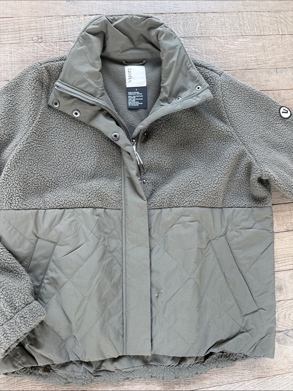 Vuori Women’s Olive Green Mixed-Media Puffer Jacket - Picture 3 of 6
